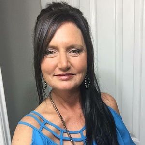 Meet your Posher, Renee